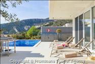 Exklusive Ferienwohnung Maja und Petra mit Pool in Makarska, 