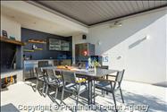 Exklusive Ferienwohnung Maja und Petra mit Pool in Makarska, 