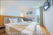 Exklusive Ferienwohnung Maja und Petra mit Pool in Makarska, 