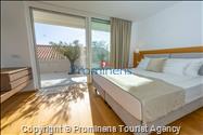 Exklusive Ferienwohnung Maja und Petra mit Pool in Makarska, 