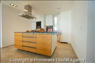 Exklusive Ferienwohnung Maja und Petra mit Pool in Makarska, 