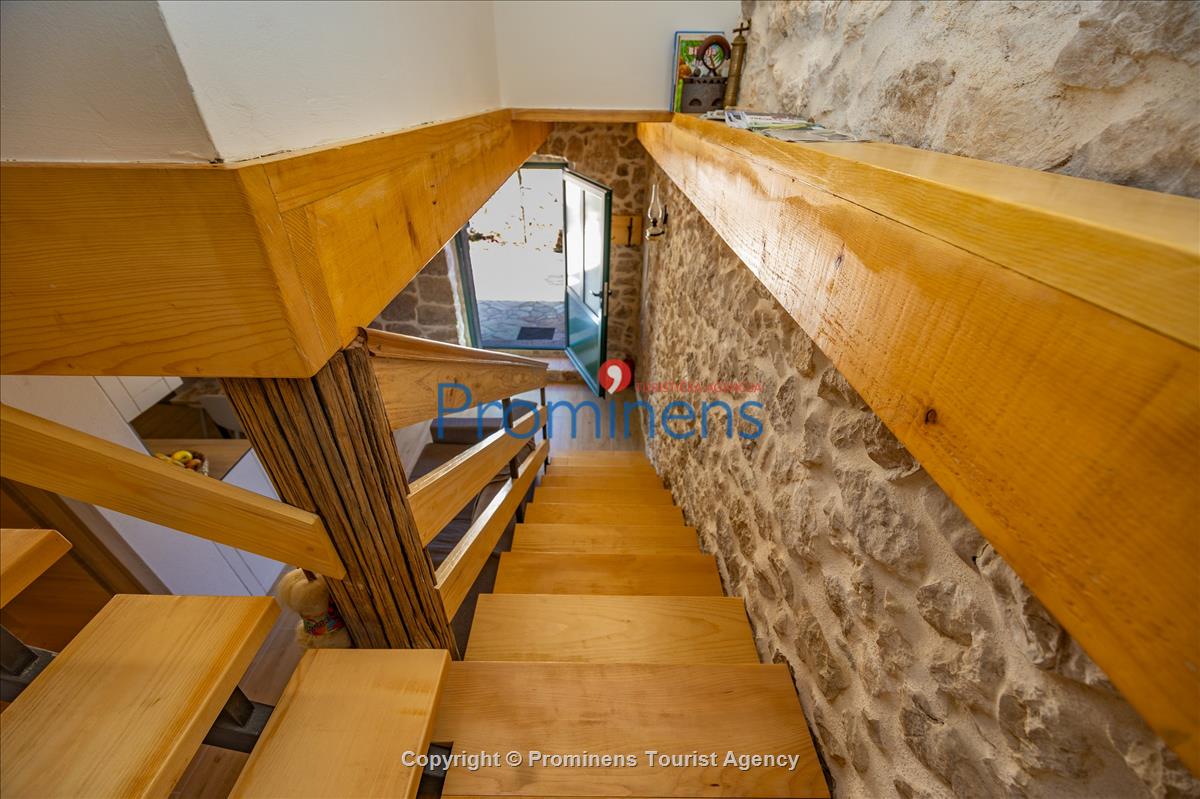 Heritage House Bašić - Steinhaus mit Whirlpool für 4 Personen nahe Makarska Riviera