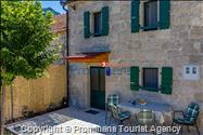 Heritage House Bašić - Steinhaus mit Whirlpool für 4 Personen nahe Makarska Riviera