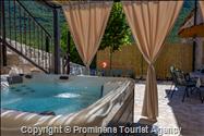 Heritage House Bašić - Steinhaus mit Whirlpool für 4 Personen nahe Makarska Riviera