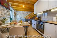 Heritage House Bašić - Steinhaus mit Whirlpool für 4 Personen nahe Makarska Riviera