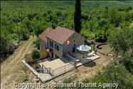 Heritage House Bašić - Steinhaus mit Whirlpool für 4 Personen nahe Makarska Riviera