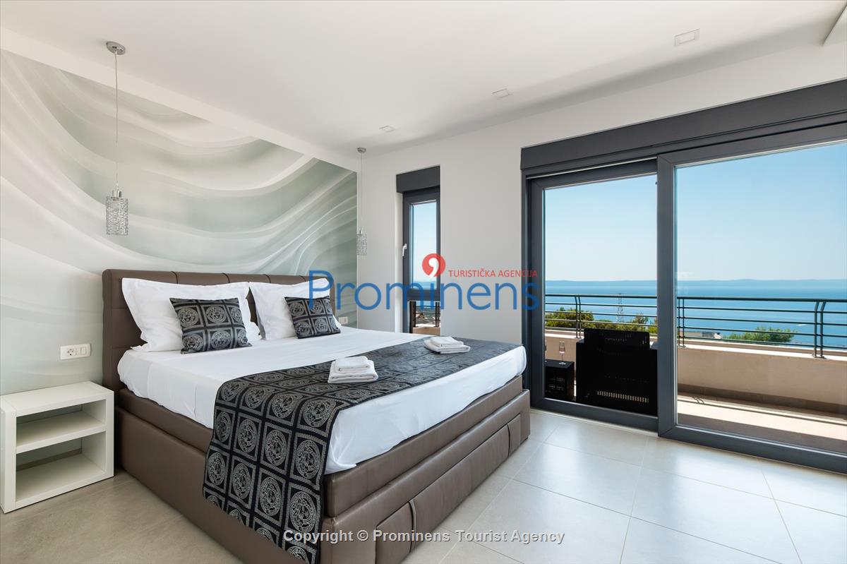 Villa Hota Makarska – Beheizter Pool, Whirlpool, Sauna, Fitnessraum, für 8 Personen