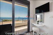 Villa Hota Makarska – Beheizter Pool, Whirlpool, Sauna, Fitnessraum, für 8 Personen