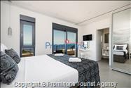 Villa Hota Makarska – Beheizter Pool, Whirlpool, Sauna, Fitnessraum, für 8 Personen