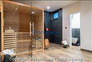 Villa Hota Makarska – Beheizter Pool, Whirlpool, Sauna, Fitnessraum, für 8 Personen