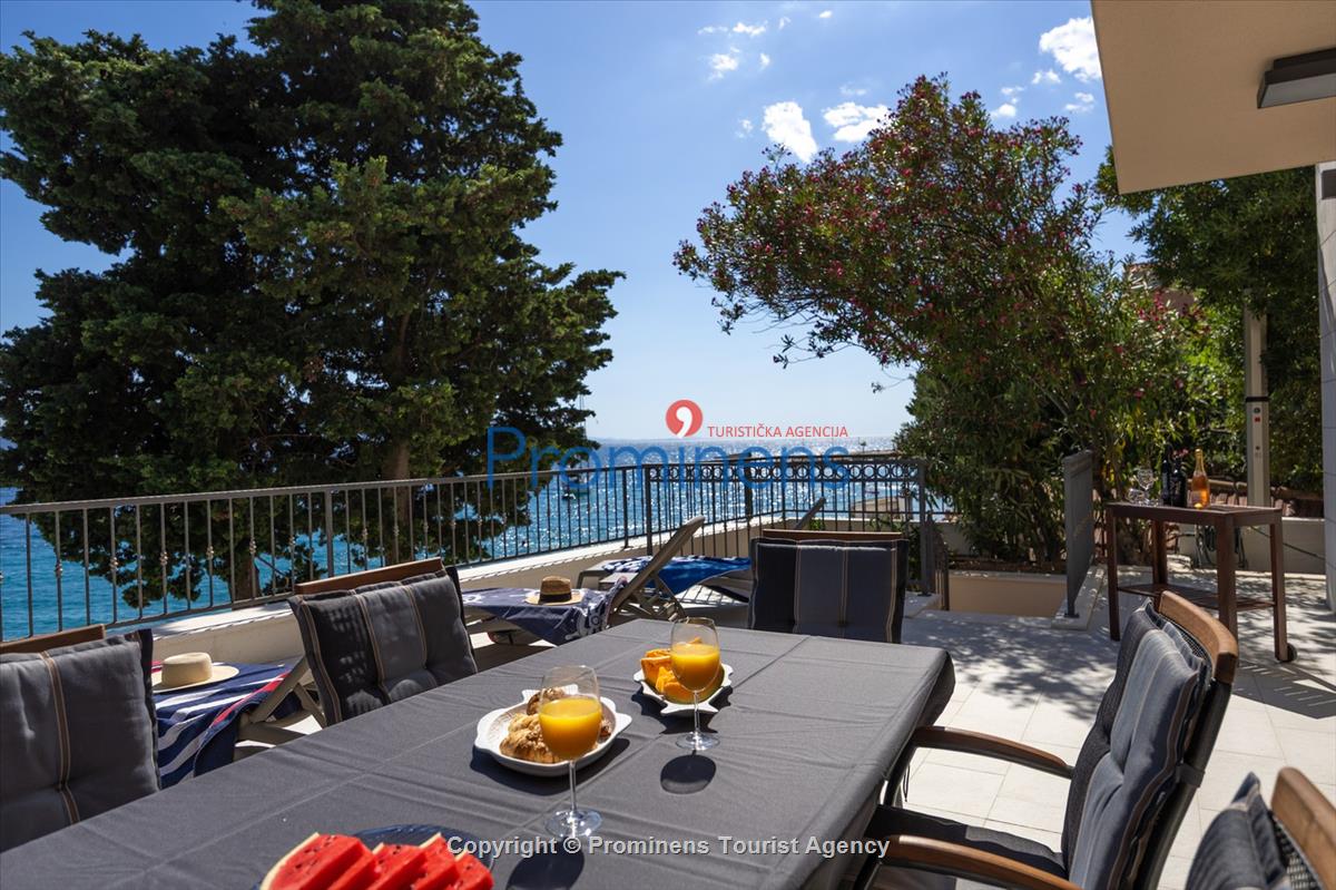 Strandhaus Podaca – 4 Schlafzimmer, 2 Familien, direkter Meereszugang, Makarska Riviera