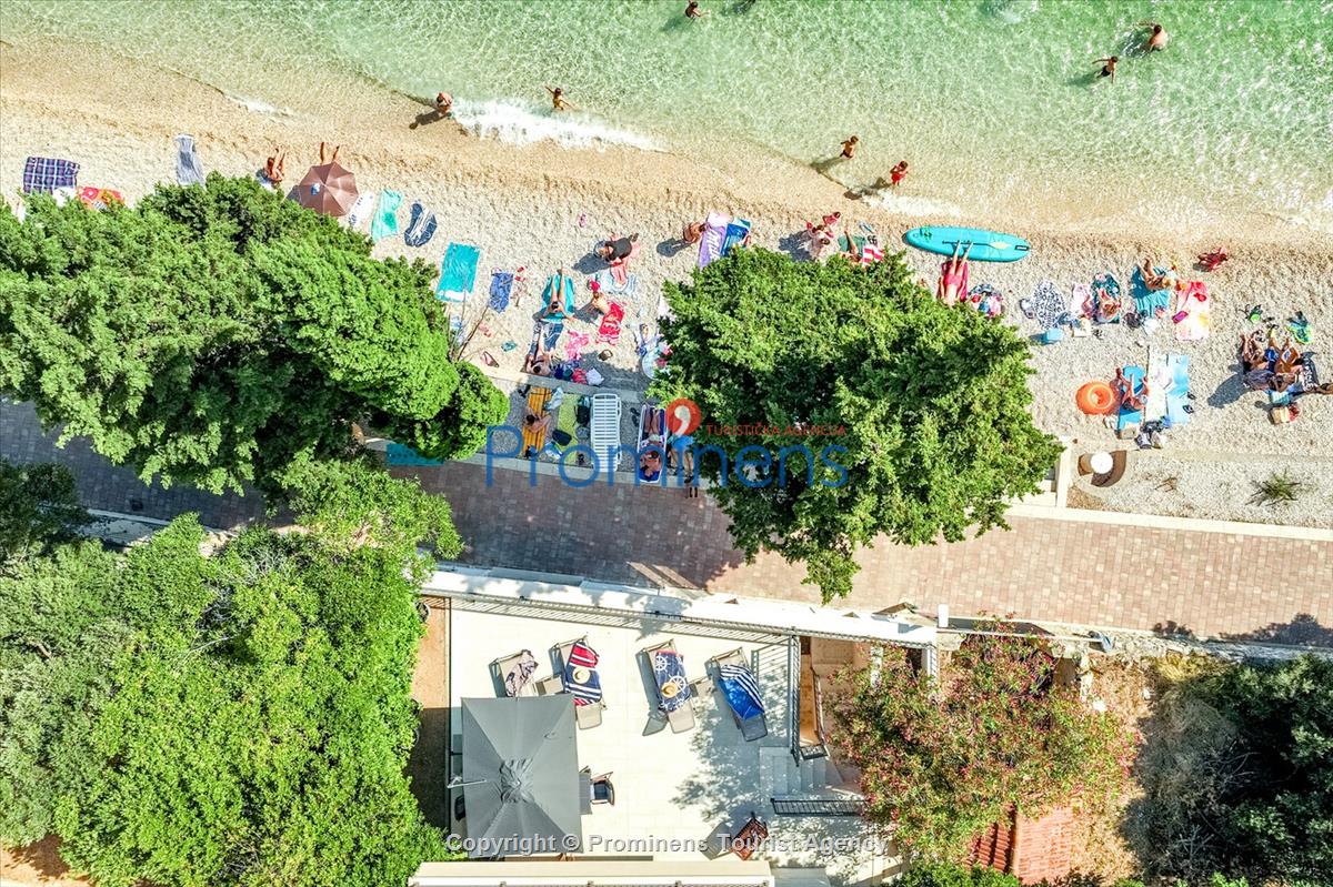 Strandhaus Podaca – 4 Schlafzimmer, 2 Familien, direkter Meereszugang, Makarska Riviera