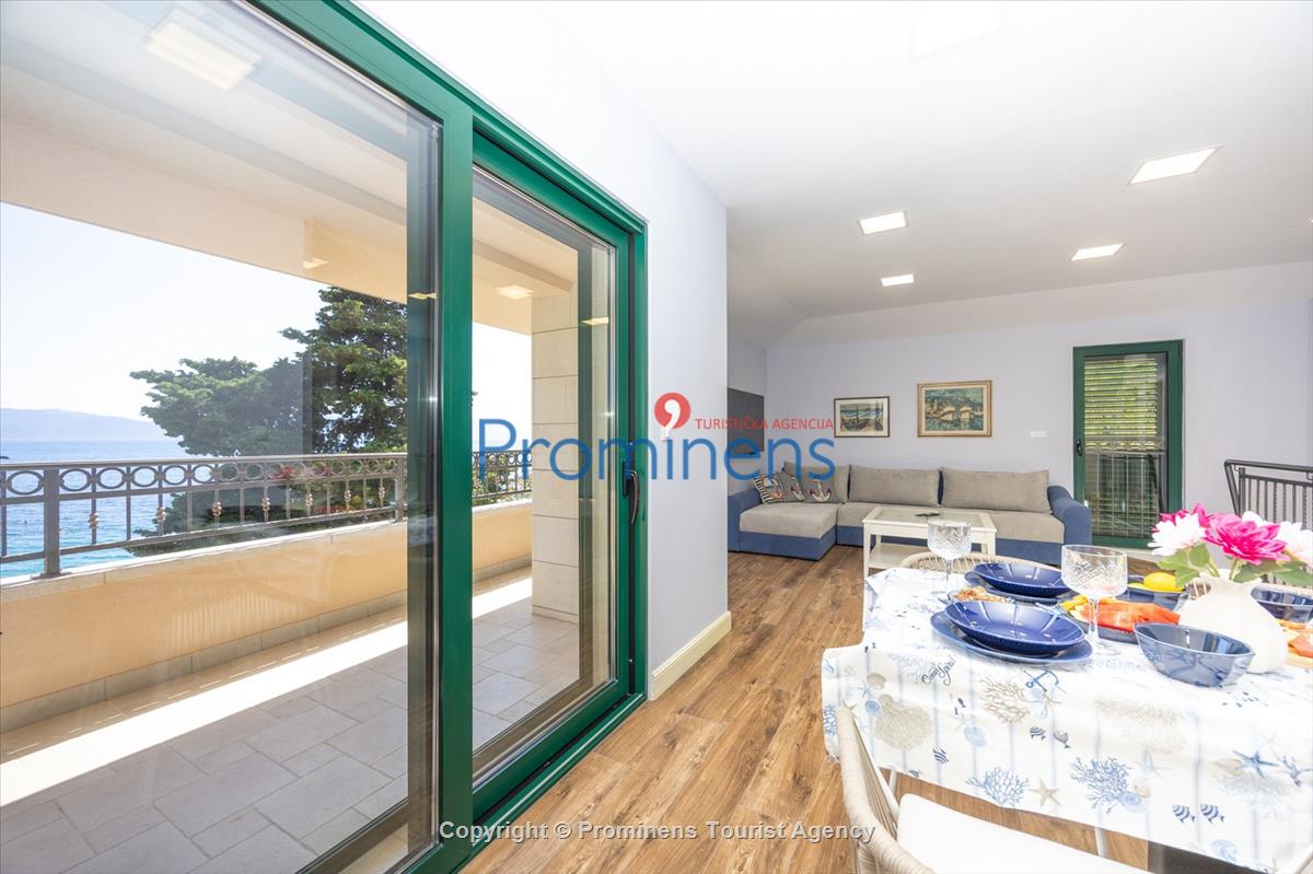Strandhaus Podaca – 4 Schlafzimmer, 2 Familien, direkter Meereszugang, Makarska Riviera