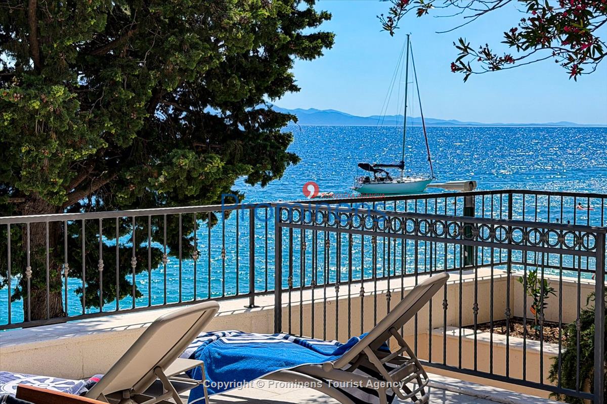 Strandhaus Podaca – 4 Schlafzimmer, 2 Familien, direkter Meereszugang, Makarska Riviera