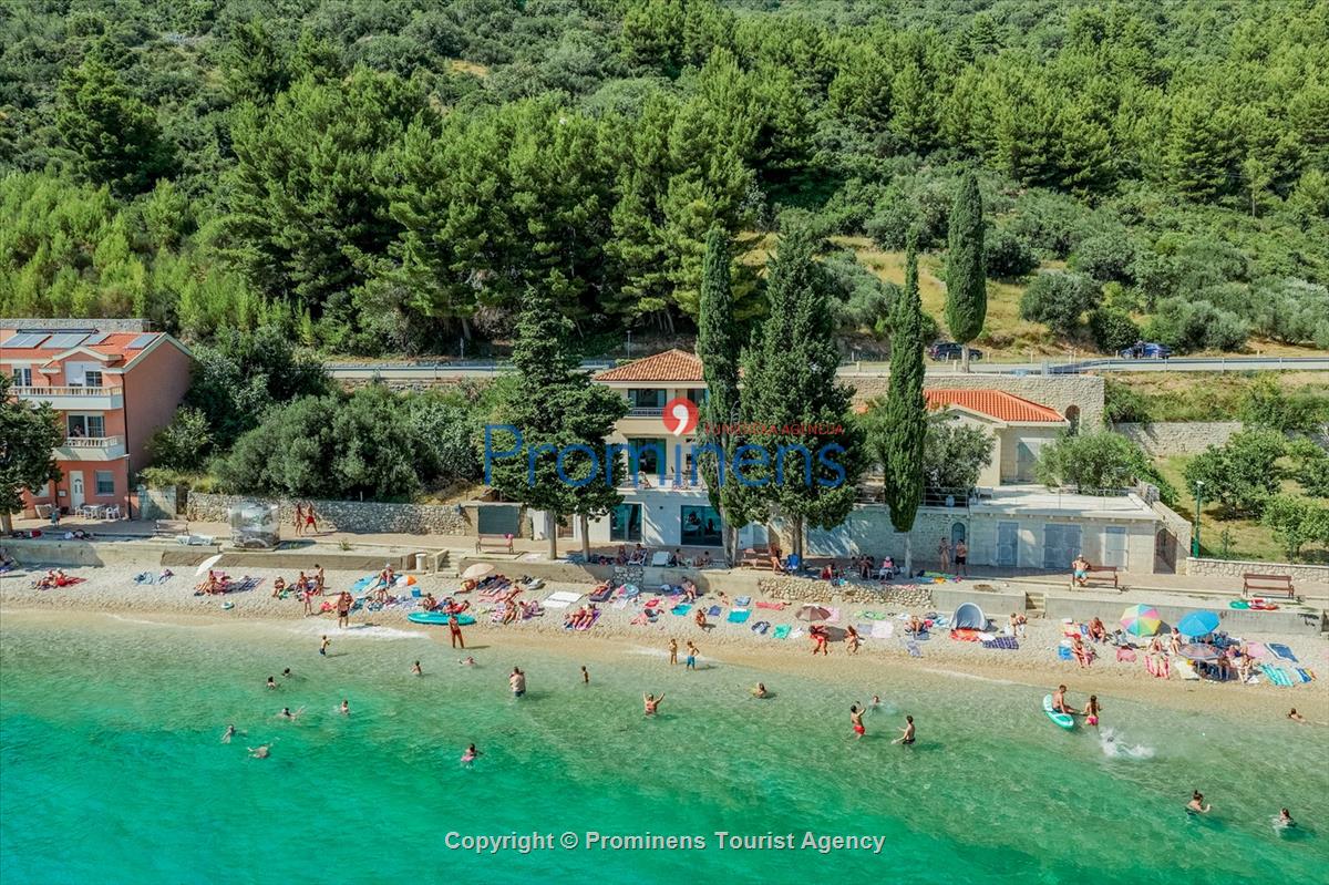Strandhaus Podaca – 4 Schlafzimmer, 2 Familien, direkter Meereszugang, Makarska Riviera