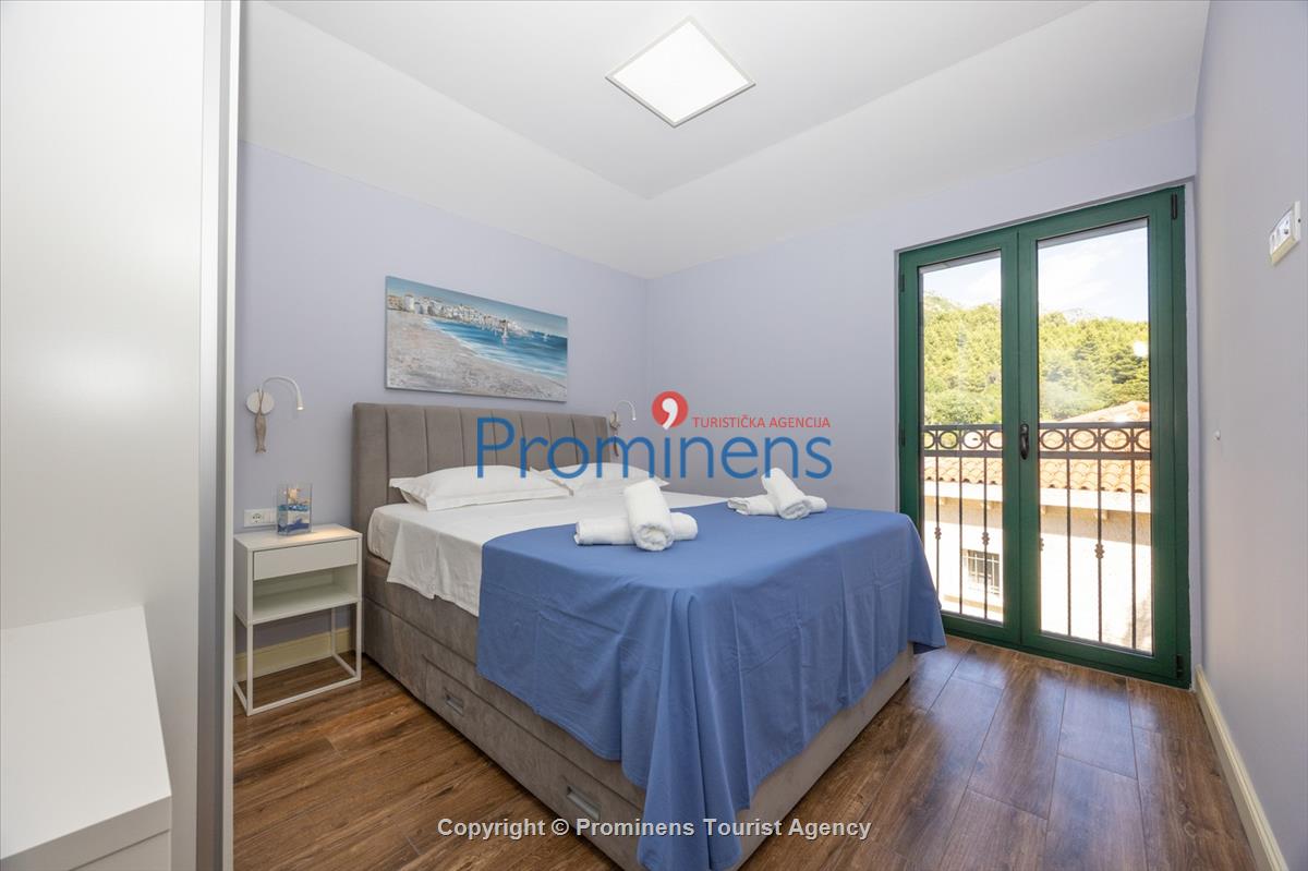 Strandhaus Podaca – 4 Schlafzimmer, 2 Familien, direkter Meereszugang, Makarska Riviera
