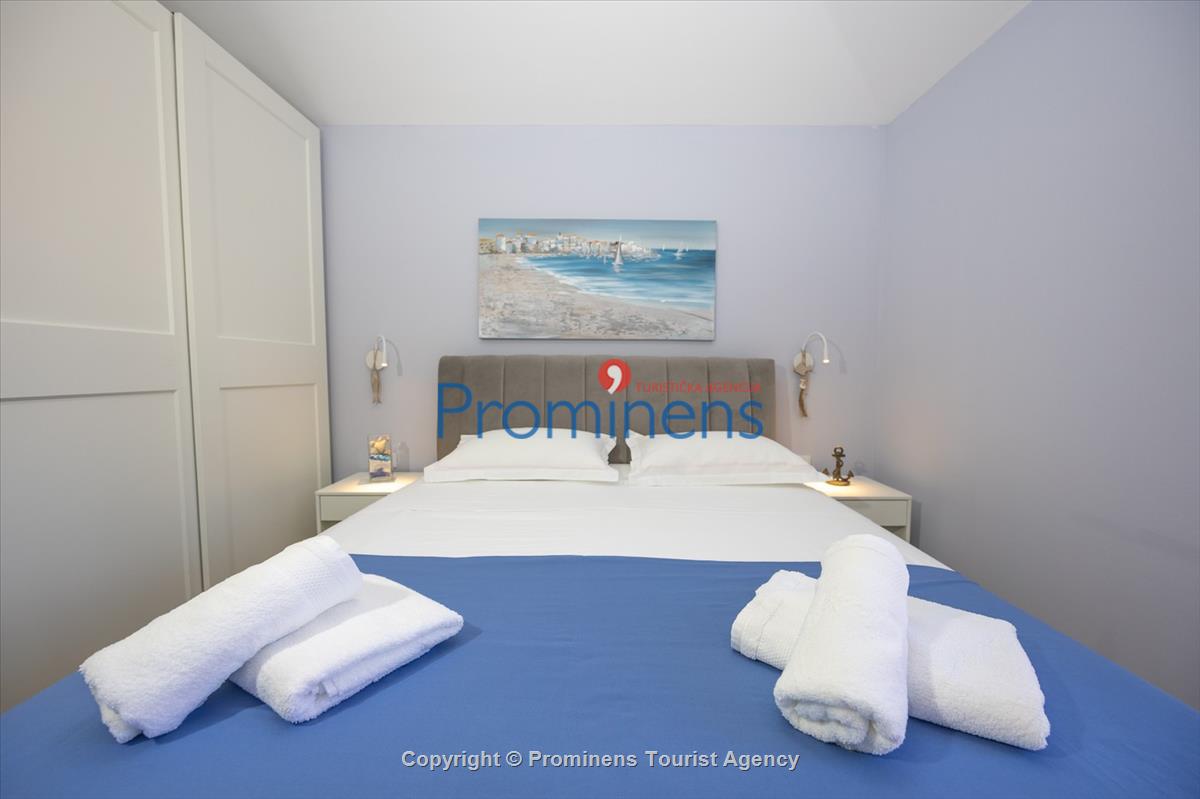 Strandhaus Podaca – 4 Schlafzimmer, 2 Familien, direkter Meereszugang, Makarska Riviera
