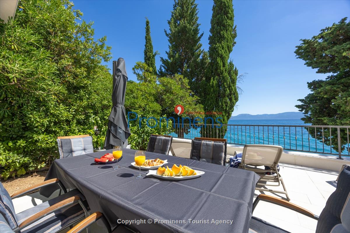 Strandhaus Podaca – 4 Schlafzimmer, 2 Familien, direkter Meereszugang, Makarska Riviera