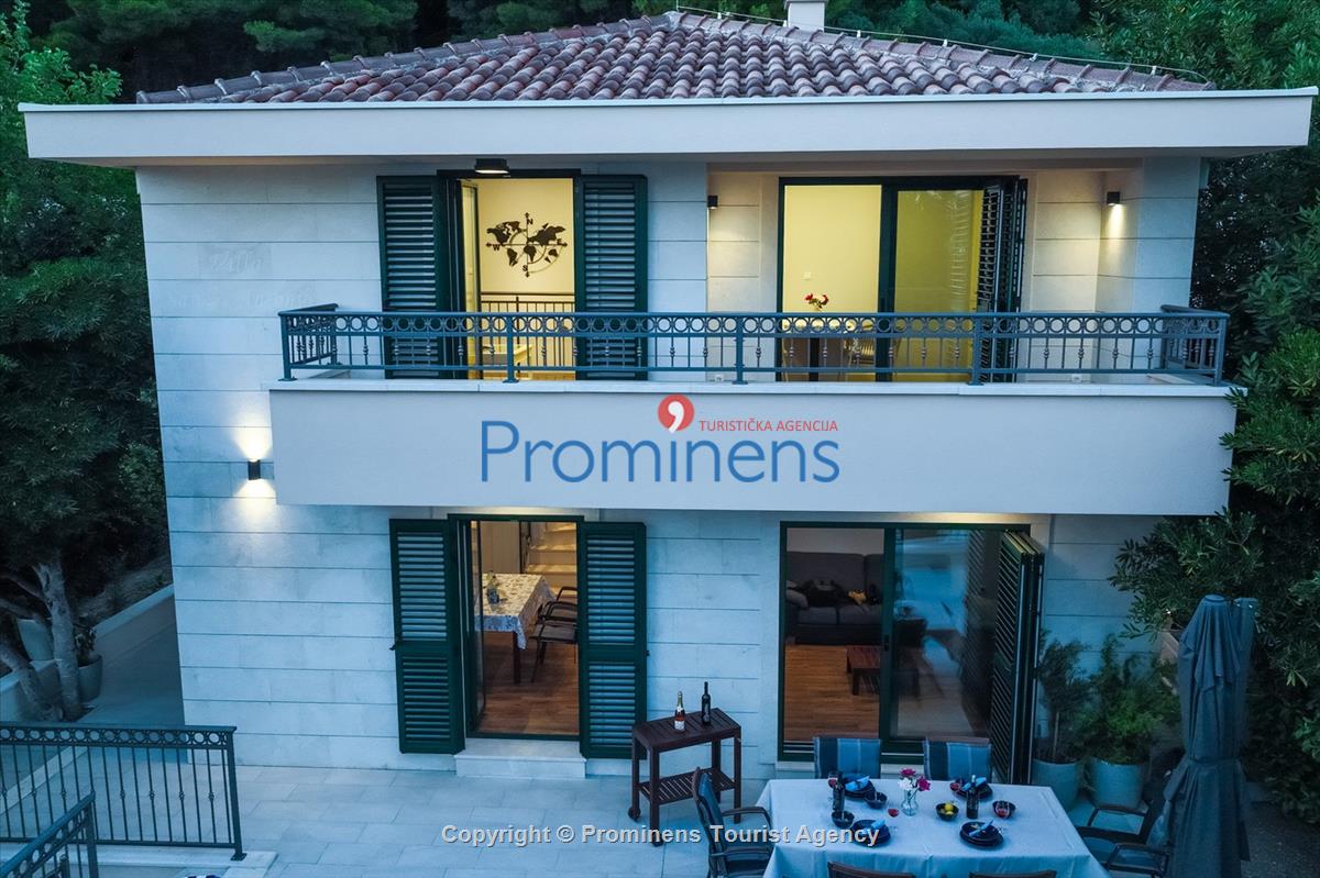 Strandhaus Podaca – 4 Schlafzimmer, 2 Familien, direkter Meereszugang, Makarska Riviera