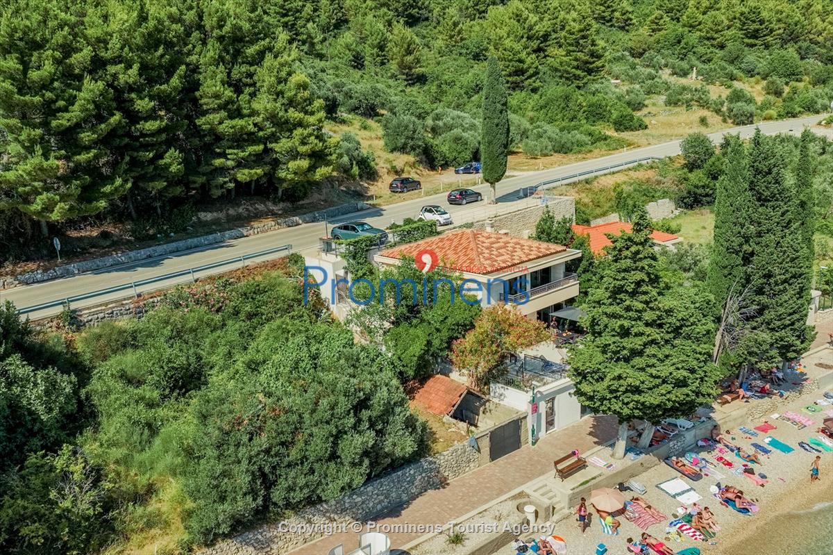 Strandhaus Podaca – 4 Schlafzimmer, 2 Familien, direkter Meereszugang, Makarska Riviera