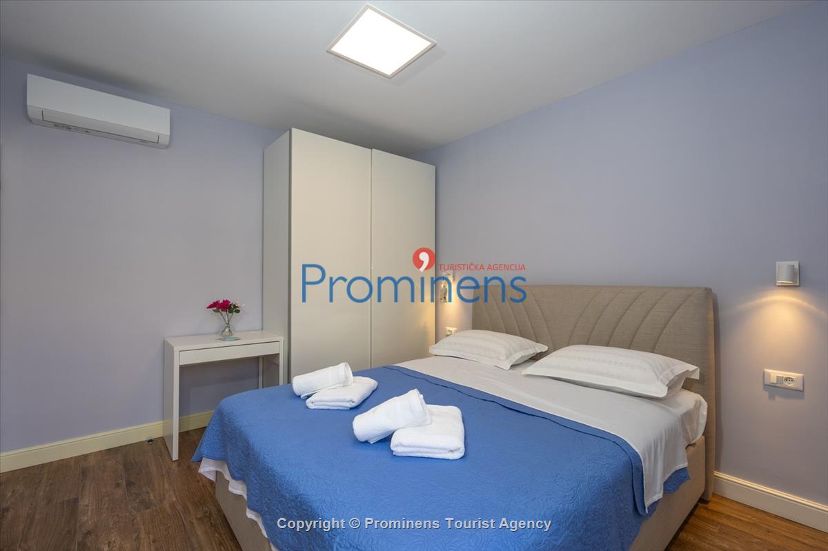Strandhaus Podaca – 4 Schlafzimmer, 2 Familien, direkter Meereszugang, Makarska Riviera