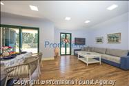 Strandhaus Podaca – 4 Schlafzimmer, 2 Familien, direkter Meereszugang, Makarska Riviera