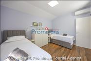 Strandhaus Podaca – 4 Schlafzimmer, 2 Familien, direkter Meereszugang, Makarska Riviera
