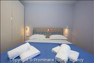 Strandhaus Podaca – 4 Schlafzimmer, 2 Familien, direkter Meereszugang, Makarska Riviera