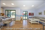Strandhaus Podaca – 4 Schlafzimmer, 2 Familien, direkter Meereszugang, Makarska Riviera