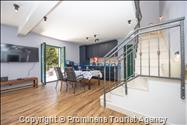 Strandhaus Podaca – 4 Schlafzimmer, 2 Familien, direkter Meereszugang, Makarska Riviera