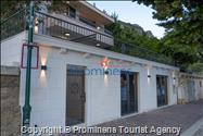 Strandhaus Podaca – 4 Schlafzimmer, 2 Familien, direkter Meereszugang, Makarska Riviera