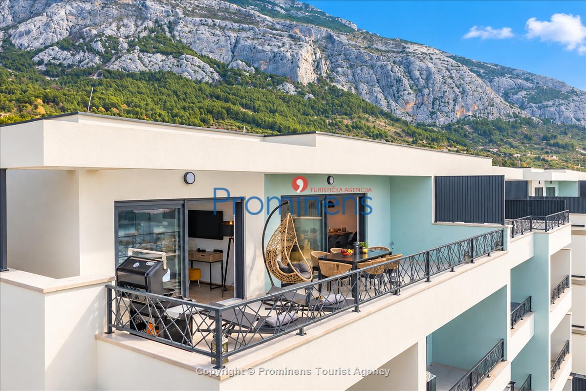 Penthouse Helena in Makarska – Exklusive Ferienwohnung mit Meerblick und Whirlpool
