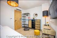 Penthouse Helena in Makarska – Exklusive Ferienwohnung mit Meerblick und Whirlpool
