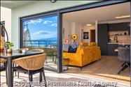 Penthouse Helena in Makarska – Exklusive Ferienwohnung mit Meerblick und Whirlpool
