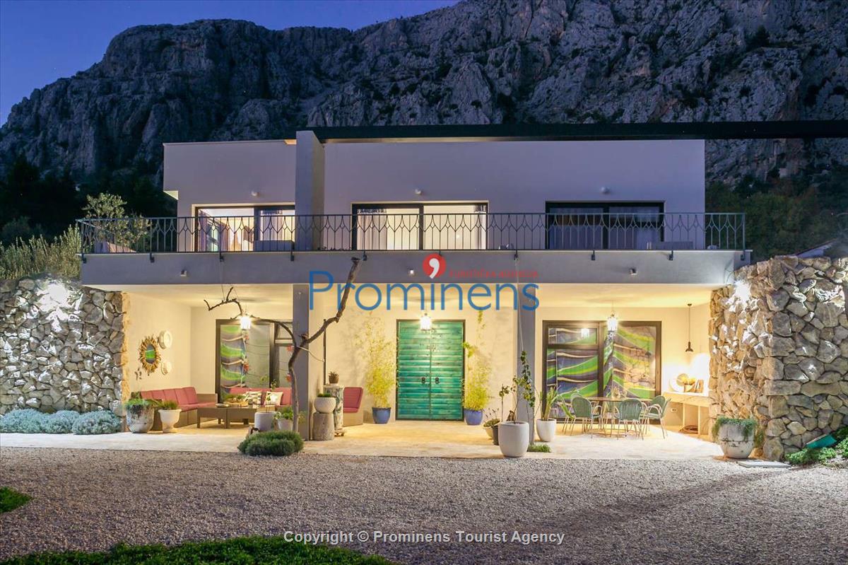 Villa Chic - Luxus Ferienvilla mit Pool in Makarska mieten - Meerblick - Vier Schlafzimmer Familienurlaub an der Makarska Riviera in Kroatien