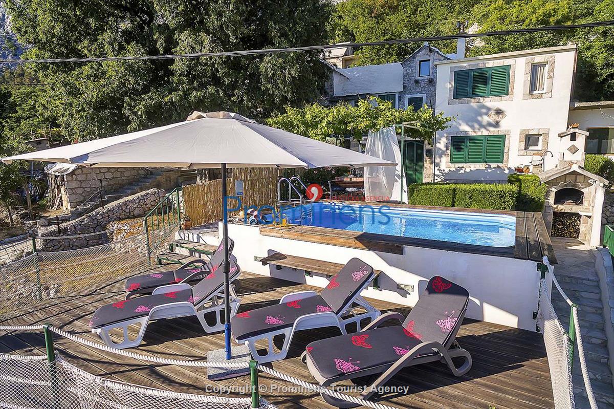 Ferienhaus Marta mit Pool und Meerblick in Bast  Baška Voda  Makarska Riviera  Kroatien,  Familien mit Kindern