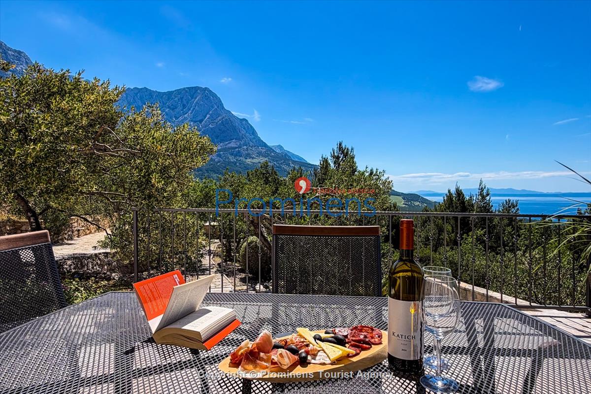 Ferienhaus Vista Mare – Pool, Meerblick, Baška Voda für 2 Personen