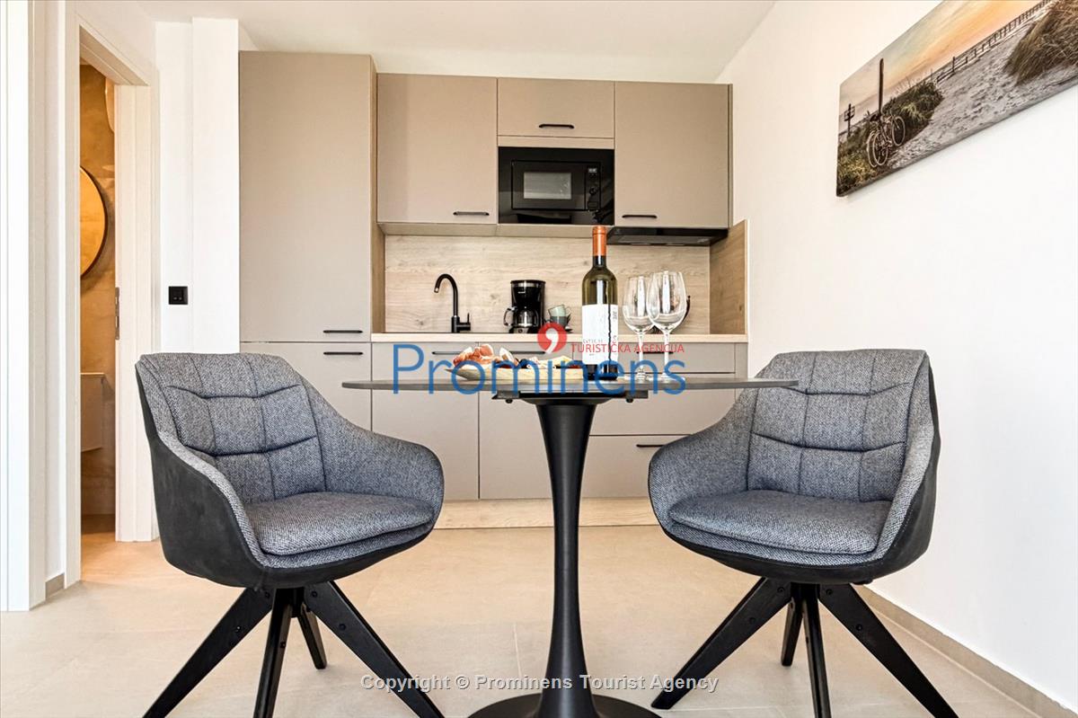 Ferienhaus Vista Mare – Pool, Meerblick, Baška Voda für 2 Personen