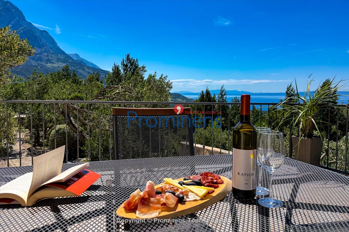 Ferienhaus Vista Mare – Pool, Meerblick, Baška Voda für 2 Personen