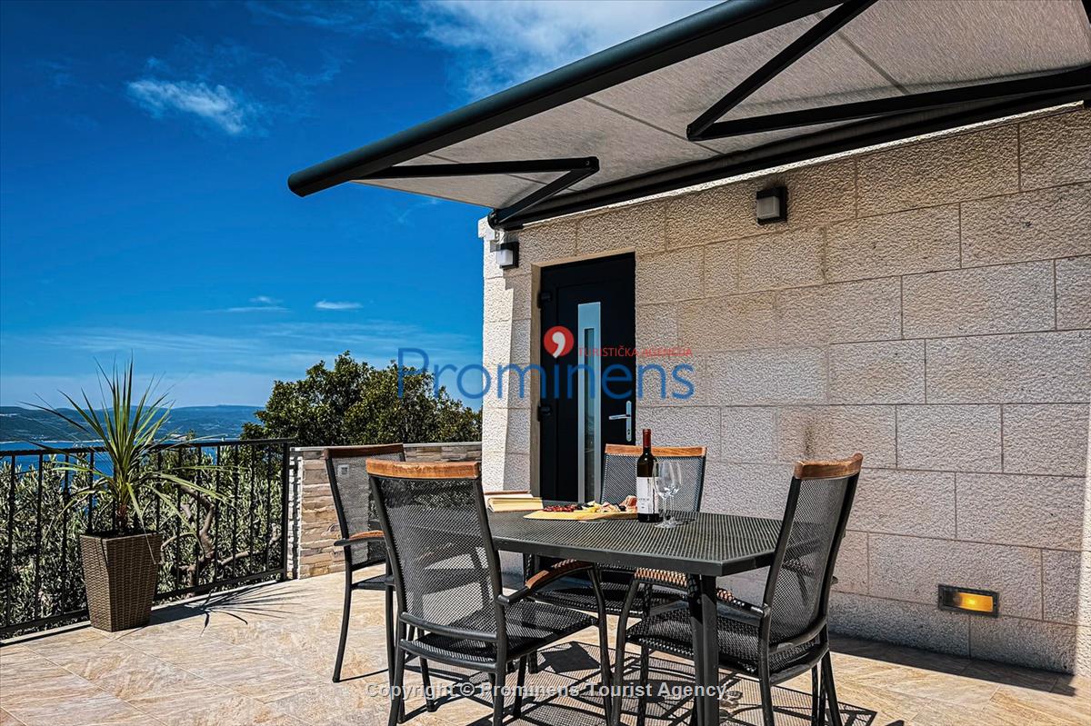 Ferienhaus Vista Mare – Pool, Meerblick, Baška Voda für 2 Personen