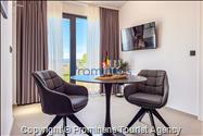 Ferienhaus Vista Mare – Pool, Meerblick, Baška Voda für 2 Personen