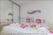 Atemberaubende Penthousewohnung mit Terrasse- Whirlpool und Meerblick in Makarska - 3 Schlafzimmer-2 Badezimmer