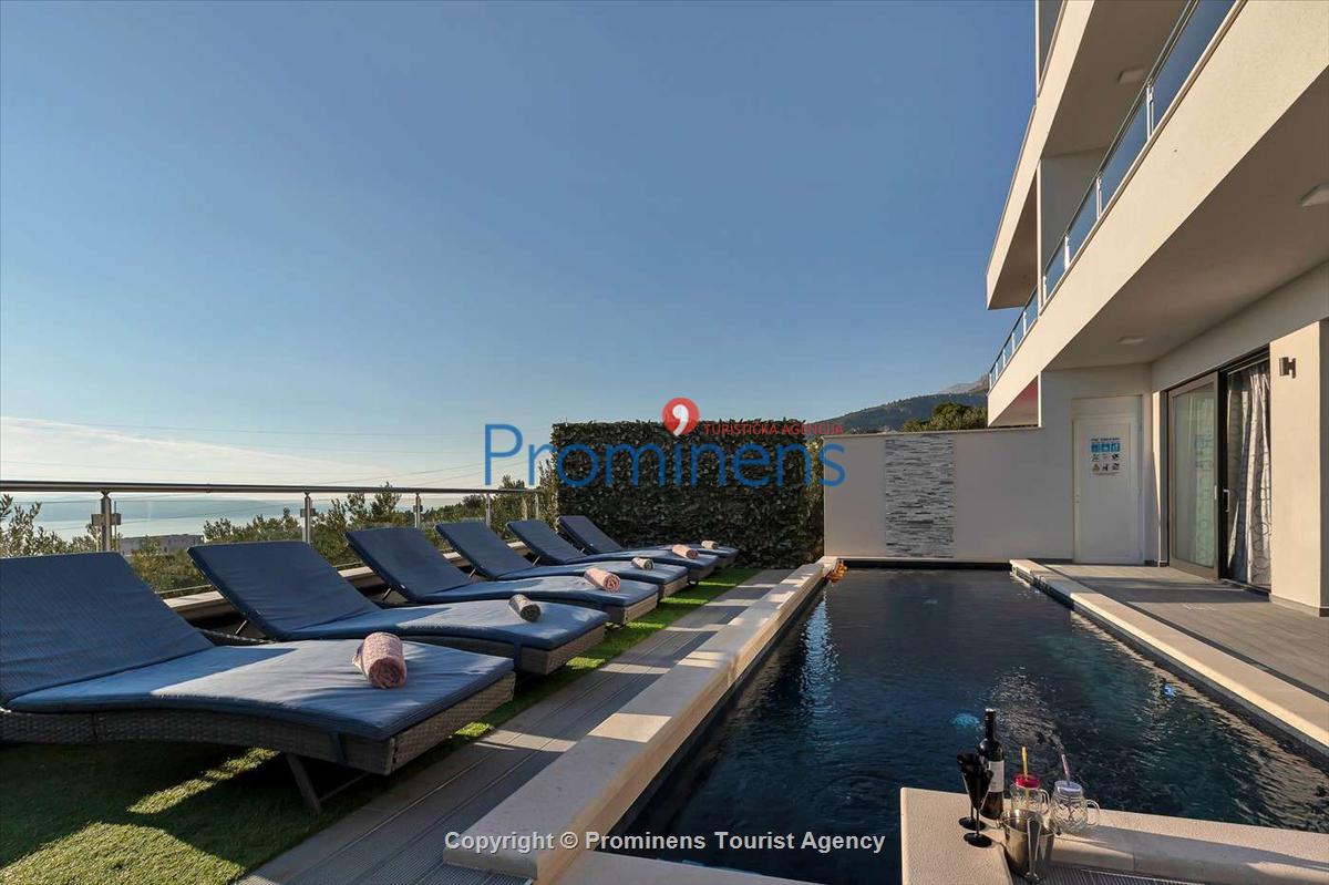 Villa Nera mit Pool in Makarska ruhige Lage drei Schlafzimmer Meerblick, Familienurlaub 