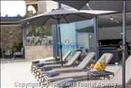 Ferienhaus Villa Oscar in Makarska mit beheiztem Pool, Whirlpool, Terrasse und Meerblick- ruhiger Familienurlaub