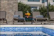 Ferienhaus Villa Oscar in Makarska mit beheiztem Pool, Whirlpool, Terrasse und Meerblick- ruhiger Familienurlaub