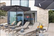 Ferienhaus Villa Oscar in Makarska mit beheiztem Pool, Whirlpool, Terrasse und Meerblick- ruhiger Familienurlaub