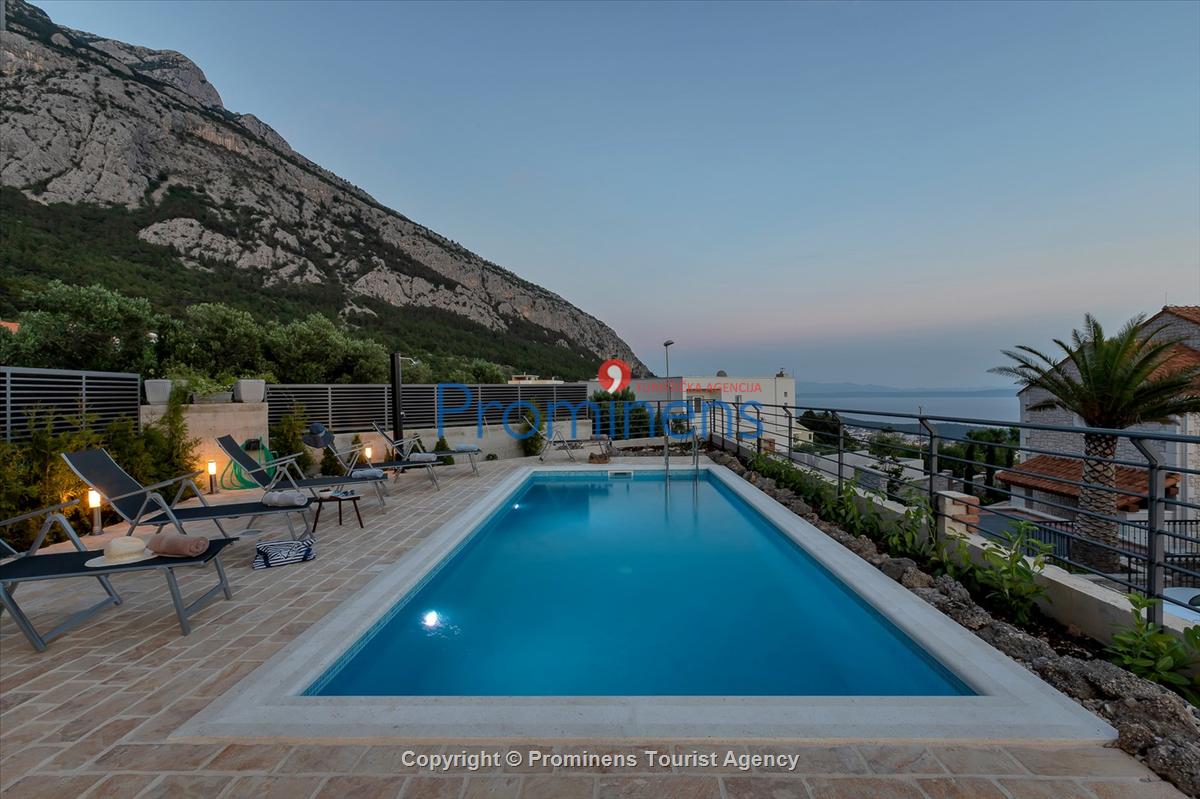 Ferienhaus Villa SMART mit Pool in Makarska - Drei Schlafzimmer und Meerblick