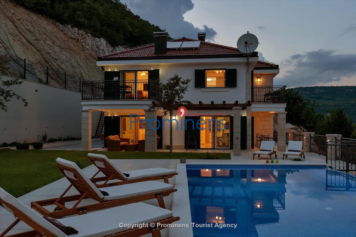 Villa Finca Lazeta mit beheiztem Pool  in herrlicher Lage Makarska Riviera