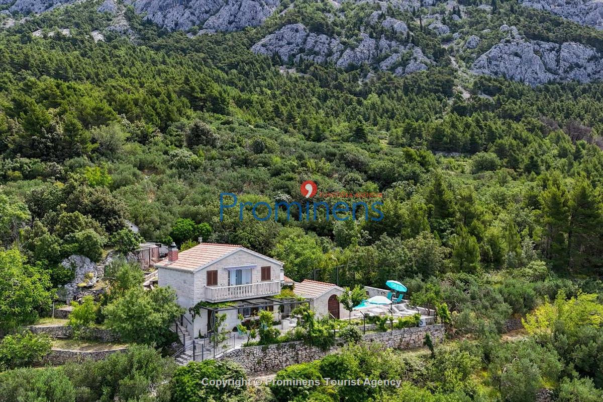 Alleinstehende Villa Kety mit Pool in Makarska, Atemberaubende Natur, Meerblick und beheizter Pool