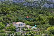 Alleinstehende Villa Kety mit Pool in Makarska, Atemberaubende Natur, Meerblick und beheizter Pool
